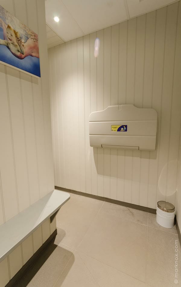 baby changing station swimway balham